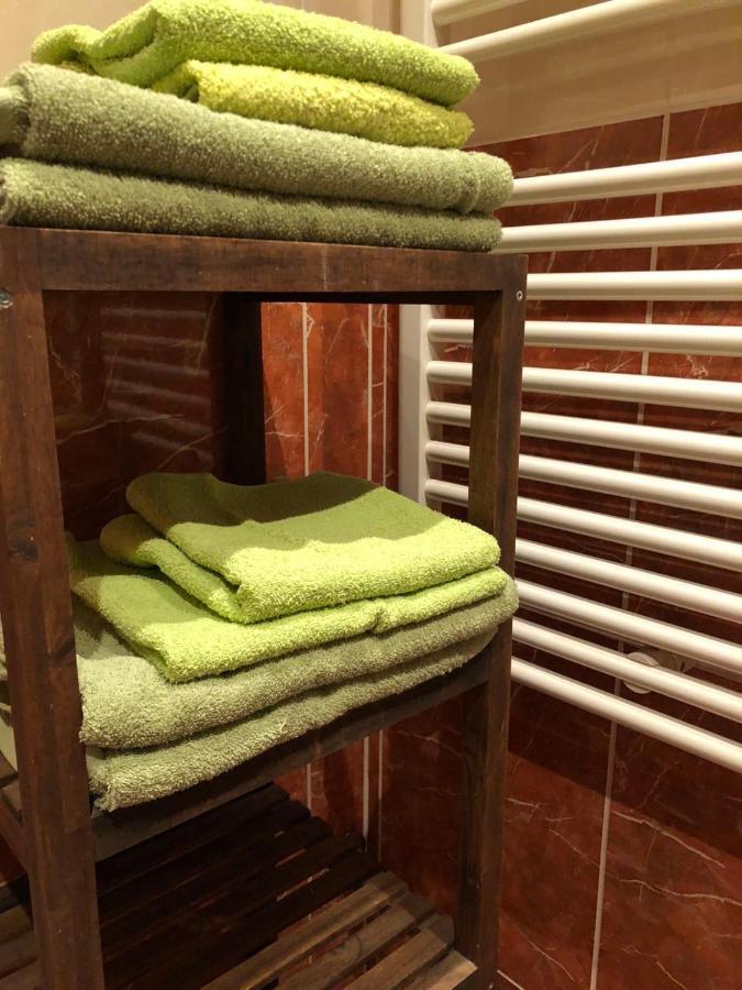Nina Apartment Wiener Neustadt Eksteriør bilde