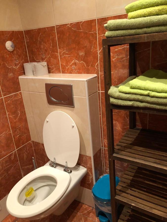 Nina Apartment Wiener Neustadt Eksteriør bilde