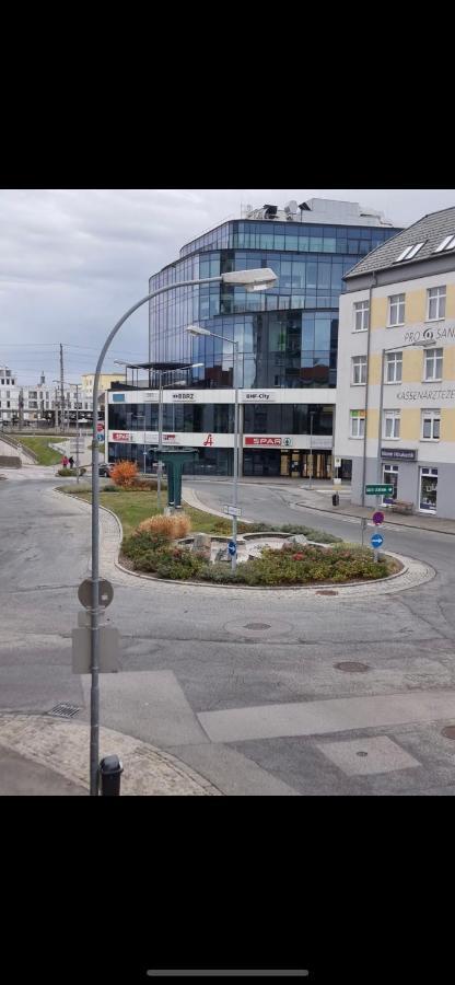 Nina Apartment Wiener Neustadt Eksteriør bilde